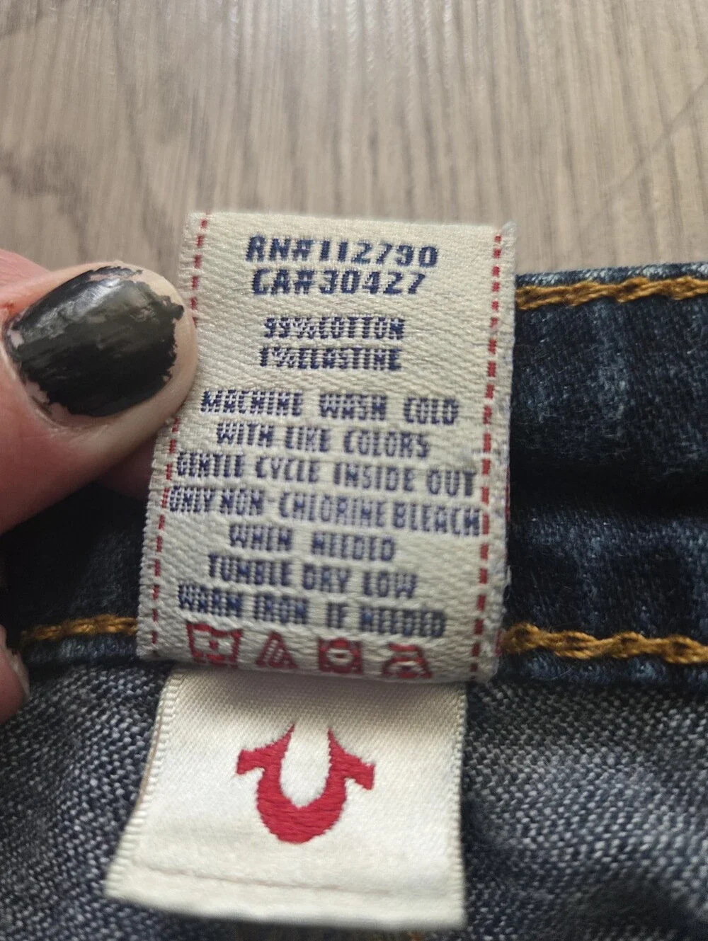 True Religion Size 28 Gina World Tour Dark Wash 90s Fit Straight Leg Jeans